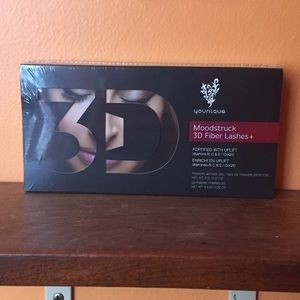 Younique mascara